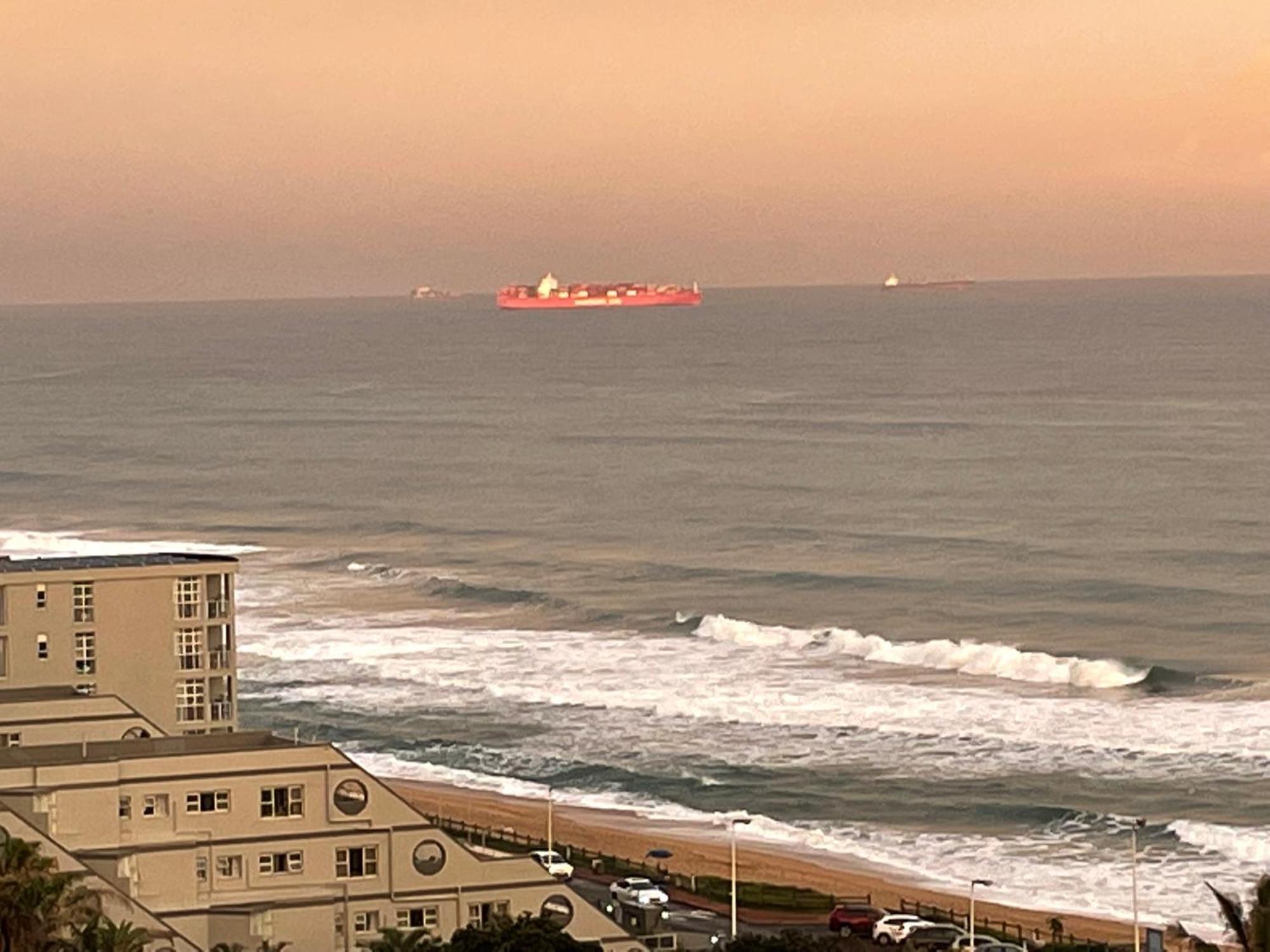 Umdloti Holiday Resort Apartment 514 - Amazing Breaker & Ocean Views Exterior foto