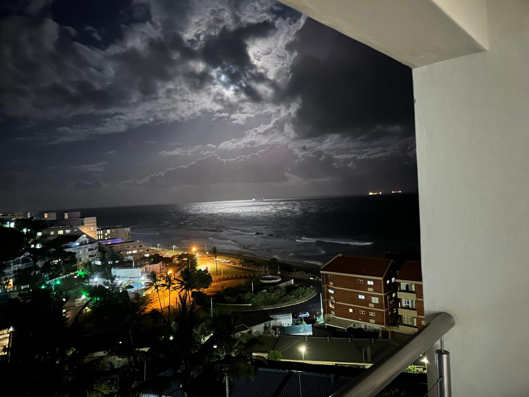 Umdloti Holiday Resort Apartment 514 - Amazing Breaker & Ocean Views Exterior foto